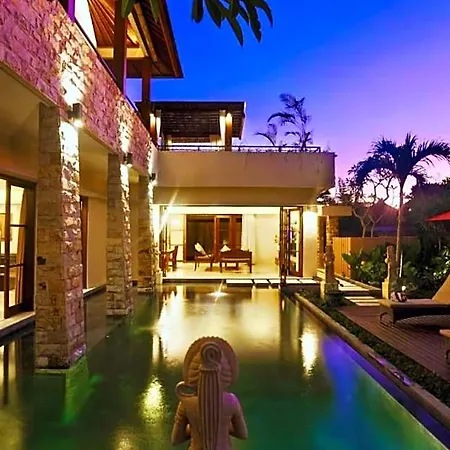 Red Rock Wall 3 Bedroom With Private Pool Villa Ne52
